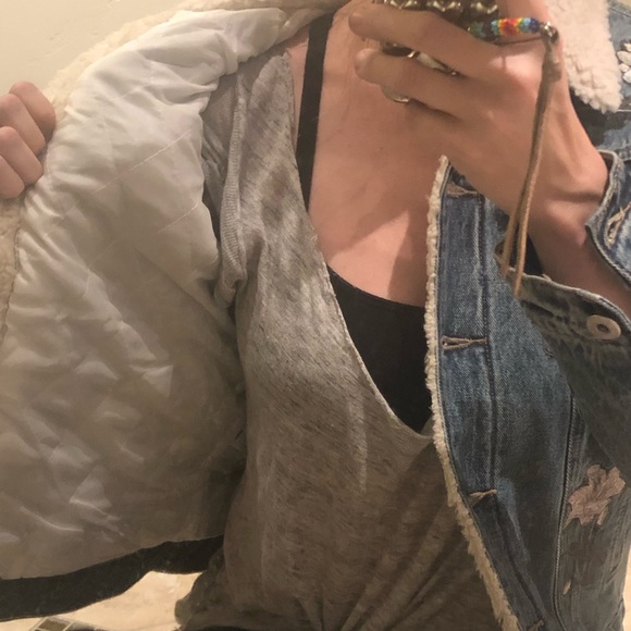 2 LEFT! Embroidered Denim Jacket - Picture 8 of 8